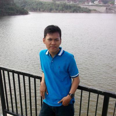 Arditya_Nafar's profile picture. Jauh-jauh merantau, harus jadi orang berguna. Setidaknya setiap kali pulang ke rumah bawa pengalaman baru. Itu mahasiswa kereen !!