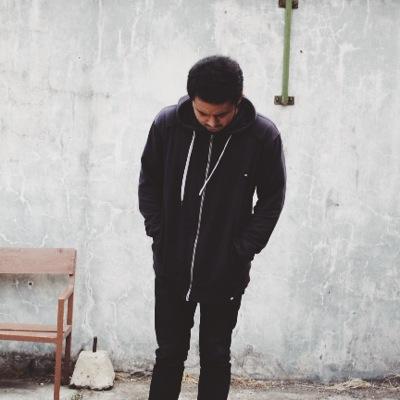 dedenissss's profile picture. simple..