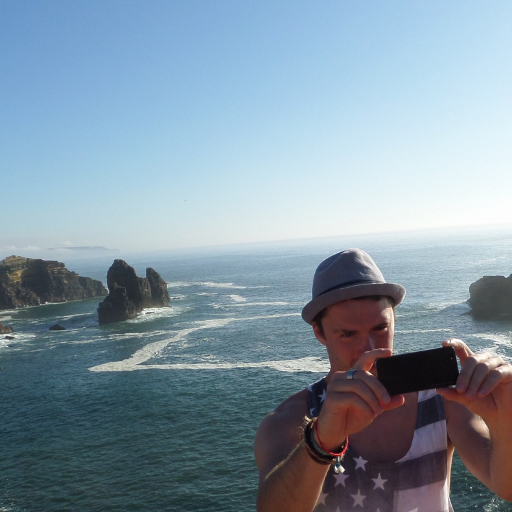 BI developer | Vagabond | Party kicker | Co-founder @HypedPRG