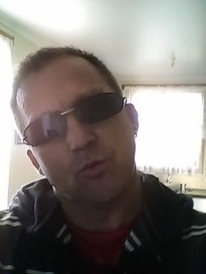 davidreeve1's profile picture. 37 yr old shy male. loves dogs, music, writing, reading, computers, walking, my dog jackson.