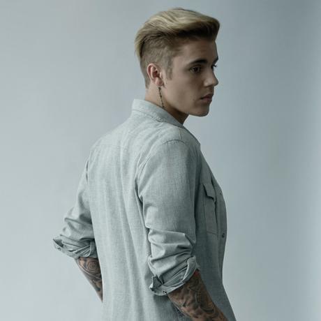 MusicConfident's profile picture. #NotJB ♔♛ fakes steal my videos, photos and tweets. #BeCareful check the time. I'm really not Justin, just a fan that is a guy.