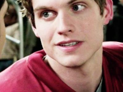 LStkew's profile picture. on and on nd n and on and...