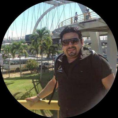 soy una persona madura, centrada, con deseos de superación en todos los sentidos me gusta el cine la playa y una excelente conversación 79736B0F