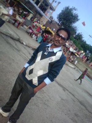 0990f11987e64db's profile picture. i am not a king but have a rich heart