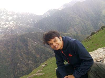 sharmaashishii1's profile picture. a sophomore at IITK..!!