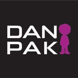 DanPak es una empresa joven dedicada al diseño y fabricación de bolsas en papel madera, blanco y cartulina.