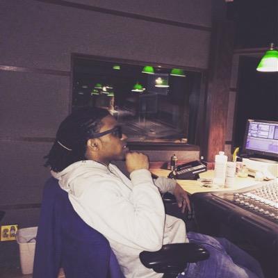 ZeTayMusic's profile picture. ZeTay Music HQ #FTWG Bank Period™