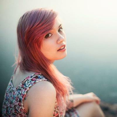 league of legends enthusiast, freelance photographer. half thai.
home is where the northern lights is.