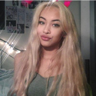 blakerpgmrmb_'s profile picture. j'aurais pu t'ecrire des balades, ça t'aurais rendu malade mais t'aurais chialer encore alors j'ai préféré dire c'est pas grave de raconter des salades.