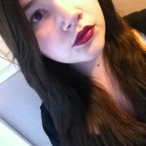 PrincessHope_xx's profile picture. I may be an emotional mess, but at least I'm a hot mess ☺