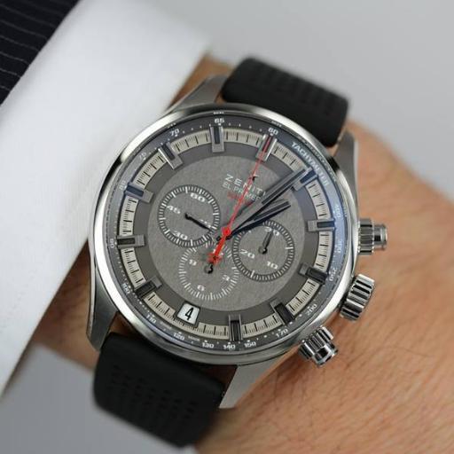 saatgazetesi's profile picture. 