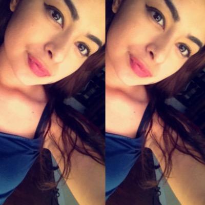 zvcchini's profile picture. ezra's pretty cool, but he's not as cool as me