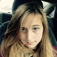 Elizabeth riley (@moncheree27) 's Twitter Profile