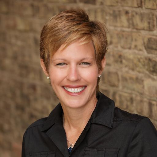 #EmployerBrand & #SocialMedia Strategist interested in Candidate Experience & Sourcing. Active Mom of 3, Loves Work-Life Balance
