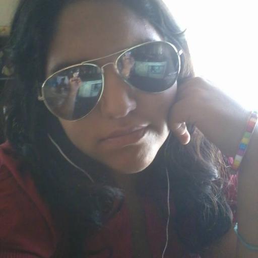 Tengo 19 años, soy amante de la naturaleza, me gusta jugar, cantar. Me encanta jugar fútbol. Estudiante en Licenciatura en Administración de empresas.