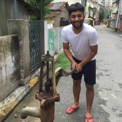 インドと日本のハーフのチャパティです。ワタナベエンターテインメントにいさせてもらっています！嶋佐軍団です！サッカー、マーベル、ハリーポッター、パイレーツ・オブ・カリビアン、Mr.インクレディブル、ワンパンマン、呪術廻戦、ラーメン二郎、ボードゲーム、スキー、将棋、とんかつ八千代、よろしくお願いします！