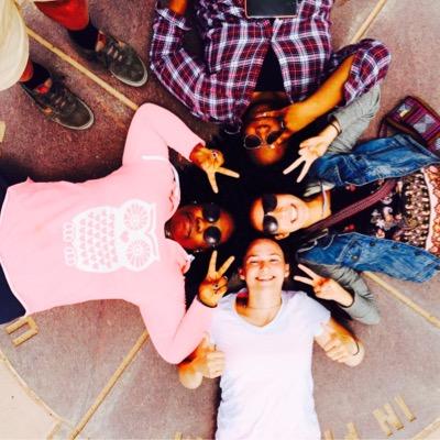 elizabethnguimb's profile picture. love to have fun goof around and make jokes.love her friends and life it self