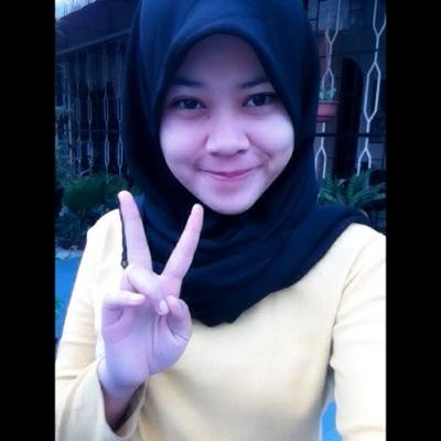 LhiyNazmy's profile picture. line : aulianazh