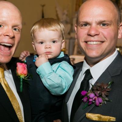 JDWDomer's profile picture. Whoa...nice duck hands.