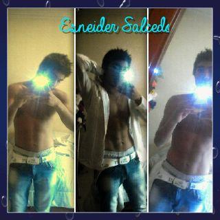 easm1004's profile picture. 