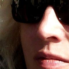 Christine J Thomson (Hamilton)
Retired artist and designer. Farmer's wife, mum and carer to wonderful son #braininjury (@hutchesons @GSofA alumna)