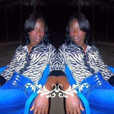 MonicasSambil's profile picture. 