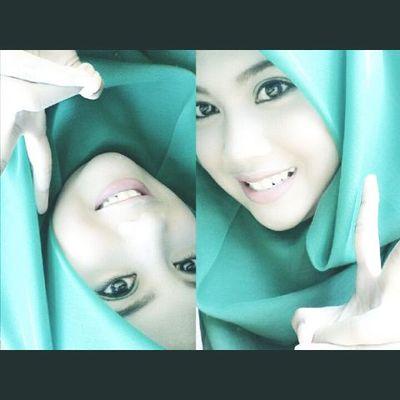 alyayamutiara's profile picture. ig : alyaratnamutiara.
cause hijab make you so beautiful