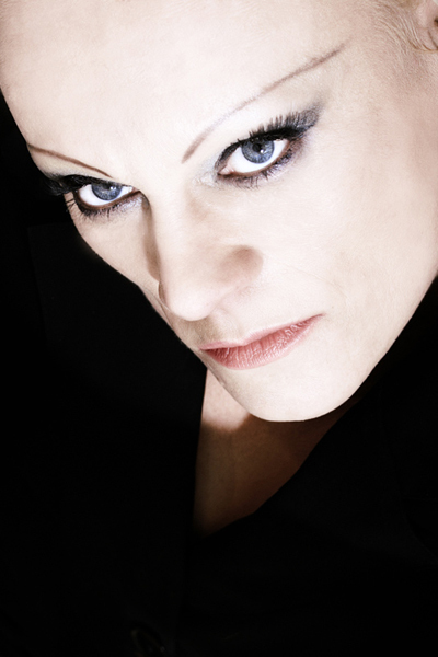 Lady_Riva's profile picture. Captivating Femme Fatale, Dominant Diva with a taste for luxury shoes.