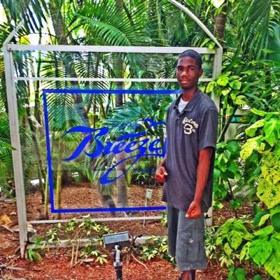 Facebook.faddah selecta devin
What's app 3957469
Kik.sekectadevin242