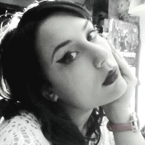 MrsThackery's profile picture. I'm not the droid you're looking for.