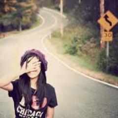 #Dreams-Los sueños se cumplen-solo se tu miso y no seas lo que las personas quieren que seas-Mi nombre :Romina #LondonLove-Mi otro twitter @RominaYaffe2