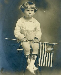 ladylibertys's profile picture. Antique Treasure Hunter!