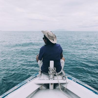 hobbyist photographer & drone pilot | full time employee at mining company | half marathoner | casual cyclist | omnia tempus habent | indonesian