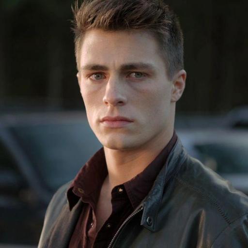 StoolSovereign's profile picture. What is my throne, but a chair molded from dinosaur shit #JurassicWorldRP #OC