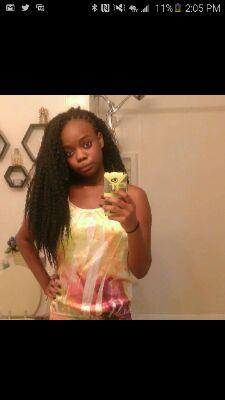 maya_11131995's profile picture. Love who you are and float with the clouds