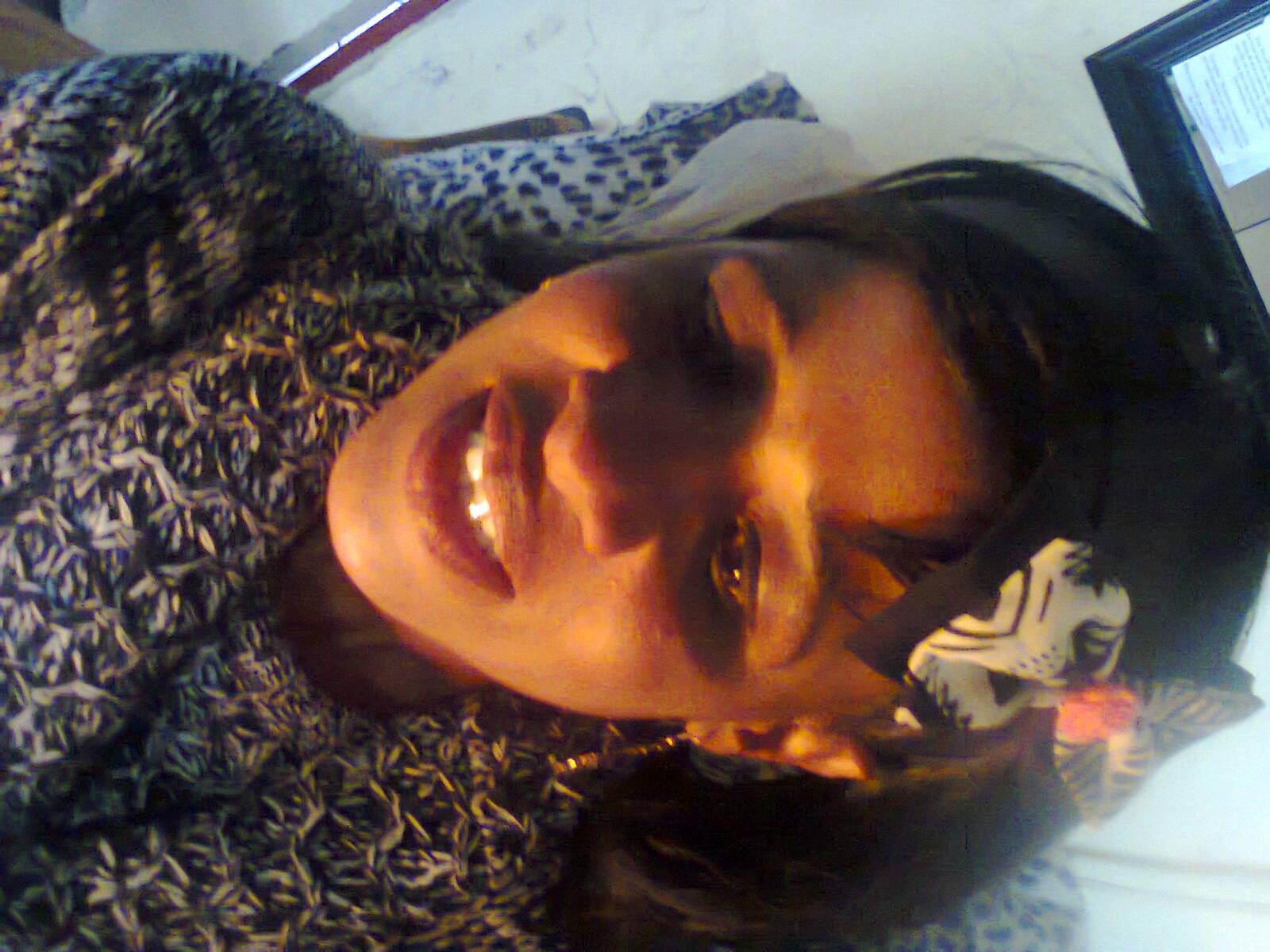 DimamzoC's profile picture. 