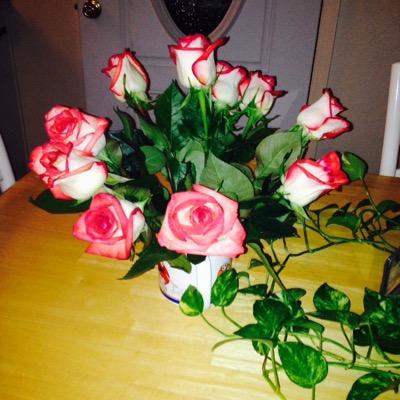 debazpom's profile picture. 