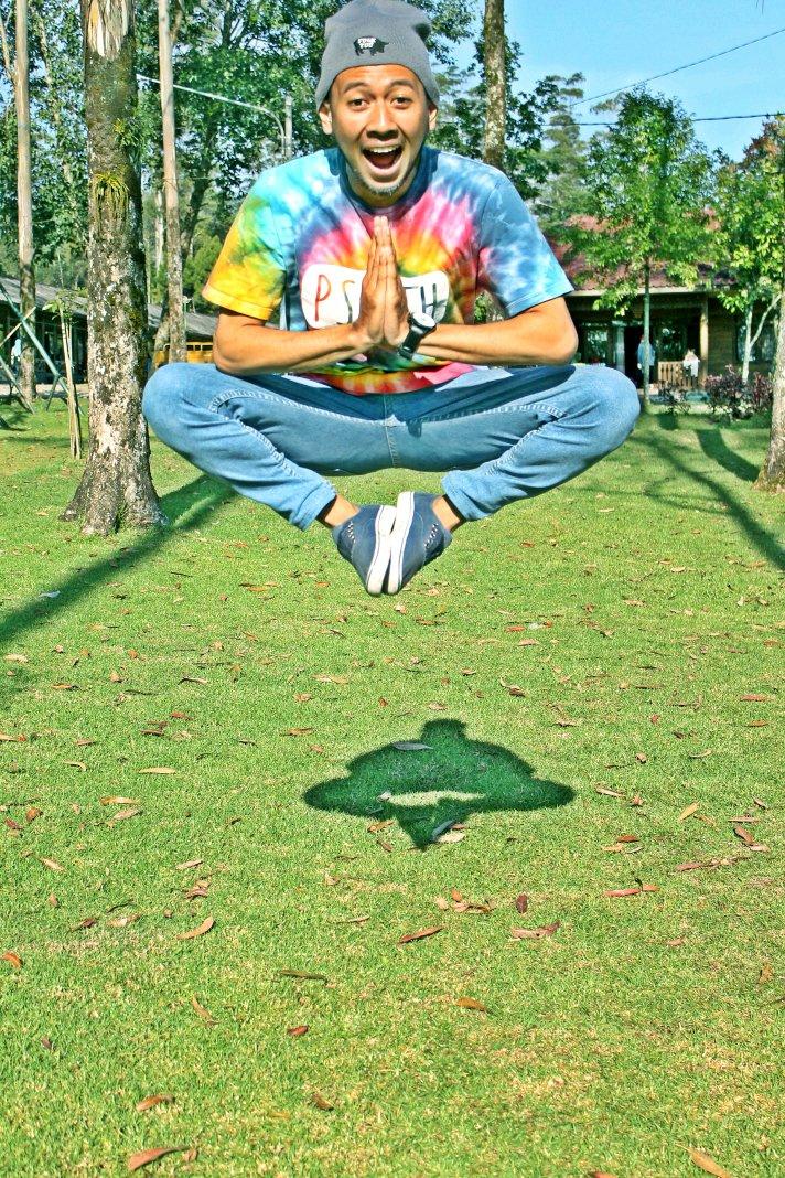 DhewaSastra's profile picture. Smashing pumpkin face @EDU_TECHNO B '13