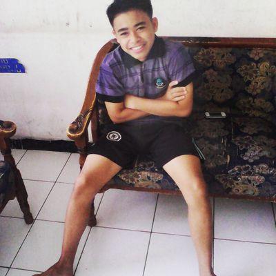 sandi_manggala's profile picture. 