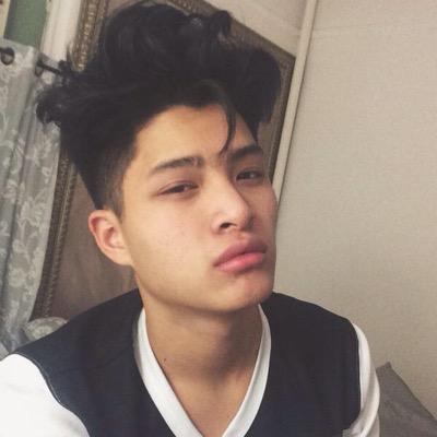 Jakerpgmbr's profile picture. Jake Tran, 19 ans, Vietnamien-Anglais, Garde.