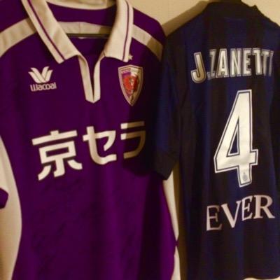 BUMPとPerfumeが好きなインテリスタですがインテリではありません。Inter Club Giapponeの41番です。 Jはサンガ🐦🔥🟣が好きです。