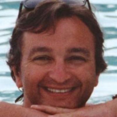 Engineer, father, hard-core data miner, stats instructor at USI in Lugano, Switzerland. Golfer, photographer. Love teaching and love finding meaning in data.