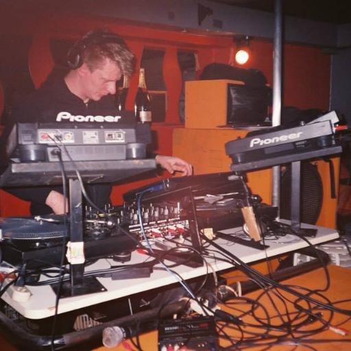 DJ_ProSonus's profile picture. https://t.co/aPhtsW1G0q https://t.co/33cqNdCCTm DJ Sets
https://t.co/g3AQciAYas