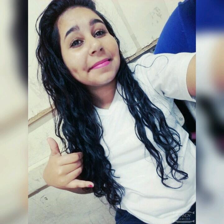 Rafaella_nvss's profile picture. Facebook: Rafaella Cristina ✌