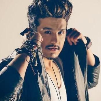 Criado dia 08 de Abril de 2011 , para demonstrar o amor que sinto peloo divo @luansantana amor da minha vida @GrudaenmimLS.