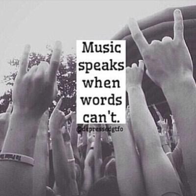 HopelessSpirit's profile picture. Trying to make it through the day. If you need help please just DM me and I will try to be there x