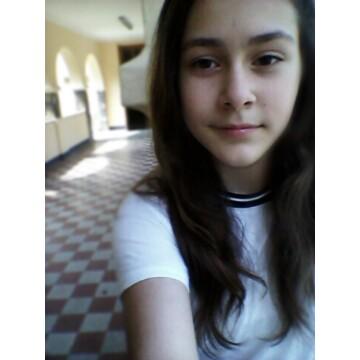 denitsabankova1's profile picture. 