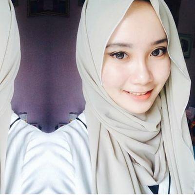 Dheliadheamaria's profile picture. 