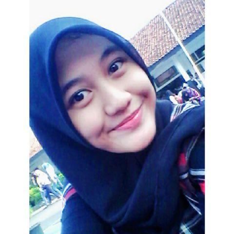 lismanantariksa's profile picture. Hallo stalker:)