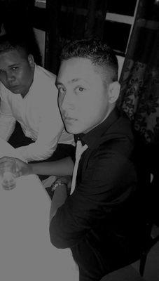 Pascal_sinois's profile picture. Who cares?
Follow for follow :p